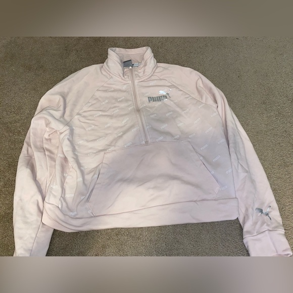 Puma Sweatshirt - Picture 2 of 5